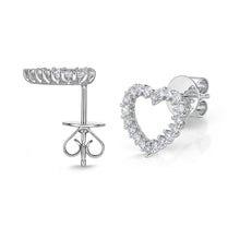 Load image into Gallery viewer, CEUB207_00 U-Basket Diamond Studs Earrings
