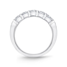 Load image into Gallery viewer, ERPT111_00 Petite Prong Band Ring
