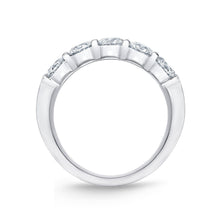 Load image into Gallery viewer, ERPT112_00 Petite Prong Band Ring
