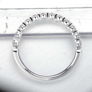 ERPT187_00 Petite Prong Diamond Band Ring