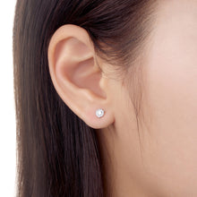 Load image into Gallery viewer, FEBQ121_00 Diamond Bouquets Studs Earrings
