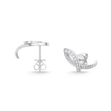 Load image into Gallery viewer, FECS157_00 Classics Diamond Studs Earrings
