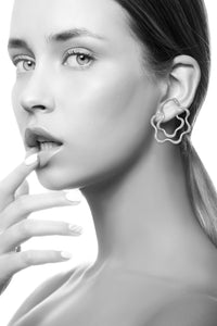 FEEN107_00 Entwined Hoops