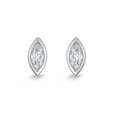 Load image into Gallery viewer, FESUM01_00 Stack'em Up Diamond Studs Earrings
