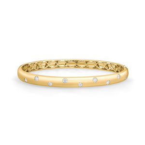 FGBZ102_00 Bezel Oval Bangle