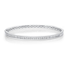 Load image into Gallery viewer, FGCS122_00 Classics Diamond Oval Bangle
