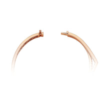 Load image into Gallery viewer, FGDD116_00 Diamond Line Oval Bangle

