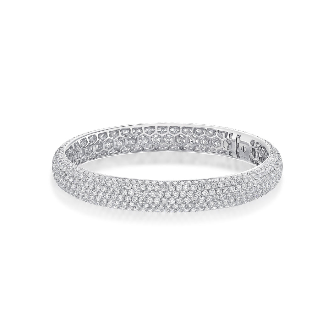 FGPV101_00 Pave Diamond Oval Bangle