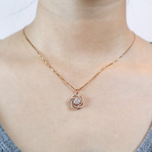 Load image into Gallery viewer, FPBQ127_00 Diamond Bouquets Fashion Pendant
