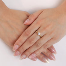 Load image into Gallery viewer, FRBQ142_00 Diamond Bouquets Engagement Ring
