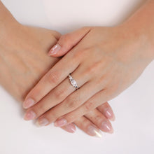 Load image into Gallery viewer, FRBQ172_00 Diamond Bouquets Engagement Ring
