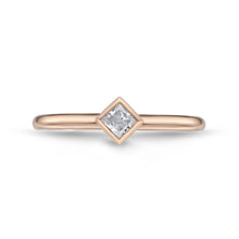 Load image into Gallery viewer, FRSUS02_00 Stack'em Up Diamond Fashion Ring
