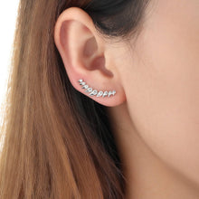 Load image into Gallery viewer, FXVD139_00 "9" Diamond Earring
