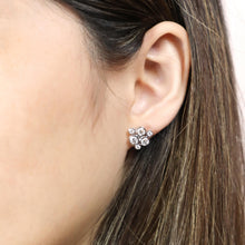 Load image into Gallery viewer, MEBZC05_00 Bezel Studs Earrings
