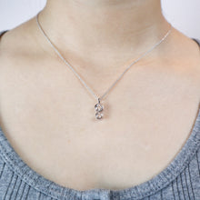 Load image into Gallery viewer, MNBZE03_00 Bezel Fashion Necklace
