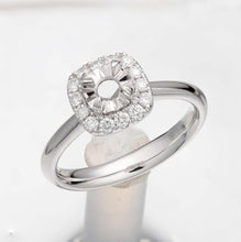 Load image into Gallery viewer, QRFD*04_00 My First Diamond Diamond Engagement Semi-Mount Ring
