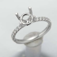 Load image into Gallery viewer, QROD*02_00 Odessa Diamond Engagement Semi-Mount Ring
