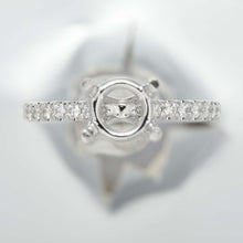 Load image into Gallery viewer, QROD*02_00 Odessa Diamond Engagement Semi-Mount Ring

