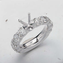 Load image into Gallery viewer, QRPT*91_00 Petite Prong Diamond Engagement Semi-Mount Ring
