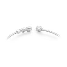 Load image into Gallery viewer, FGFX306_00 Diamond Bouquets Flexi Bangle
